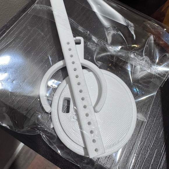 Labubu Stand/display - Picture 3 of 3